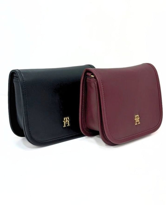 Sac Besace Tommy Hilfiger : Noir & logo Doré