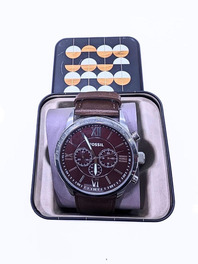 Montre Chronographe Fossil pour Homme – Cadran Marron Soleil & Bracelet Cuir.