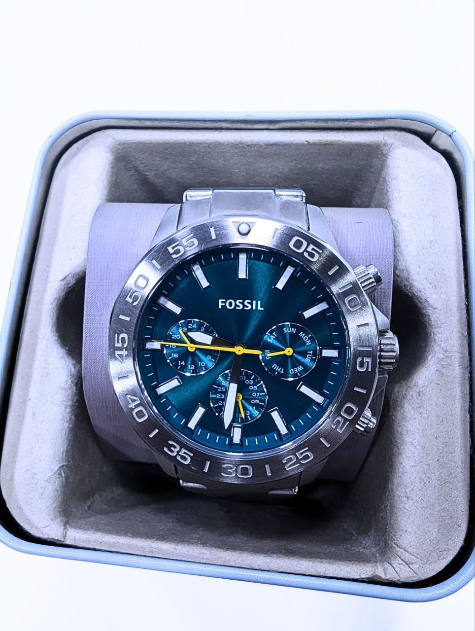 Montre Multifonction Fossil pour Homme – Cadran Bleu Canard & Bracelet Acier Inoxydable.