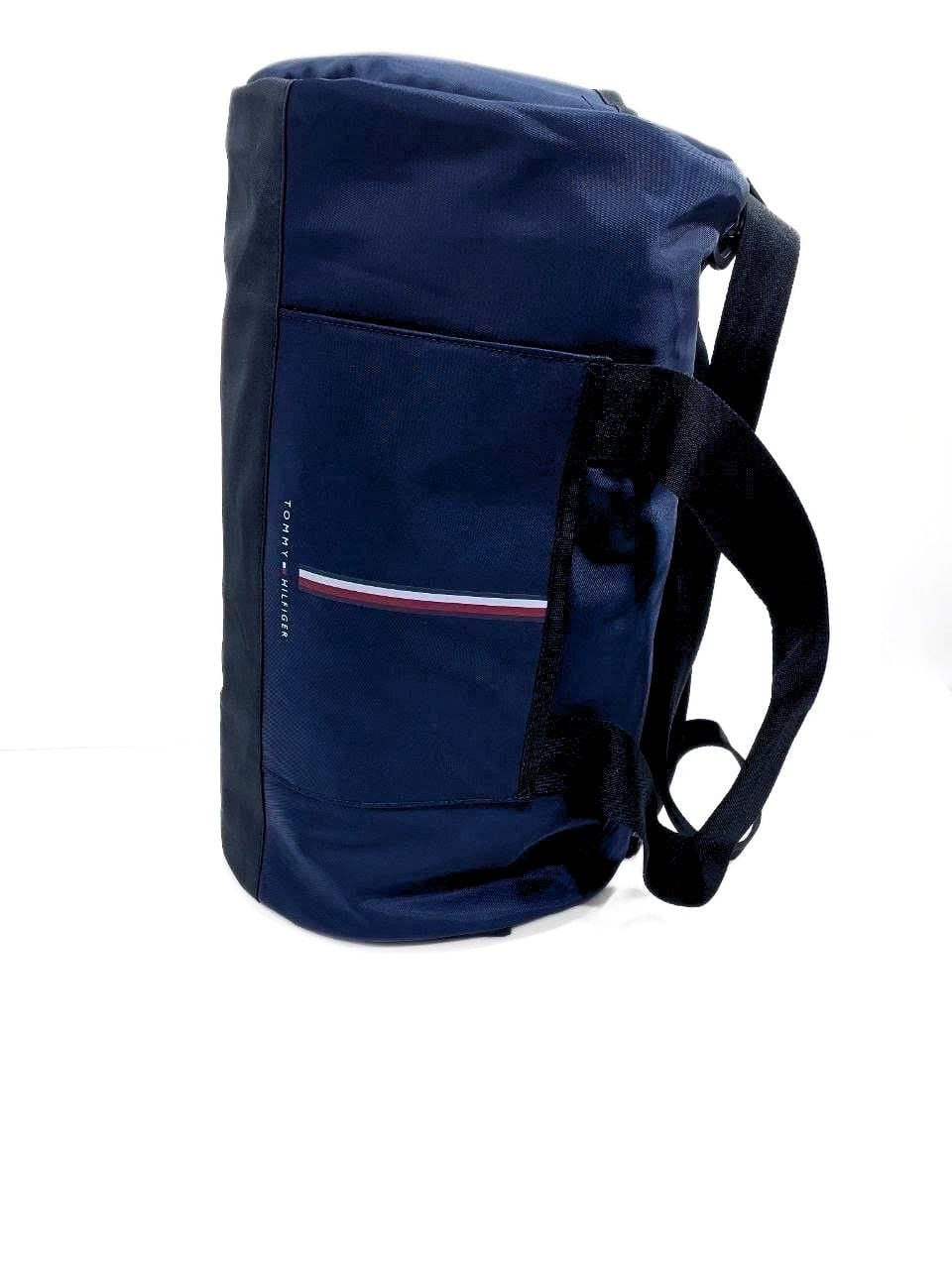 Sac de sport/voyage Tommy Hilfiger bleu marine.