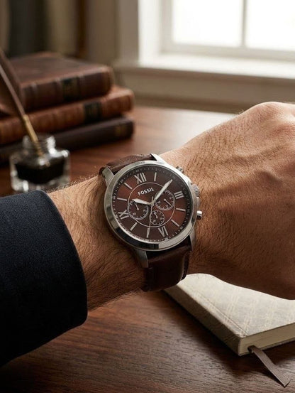 Montre Chronographe Fossil pour Homme – Cadran Marron Soleil & Bracelet Cuir.