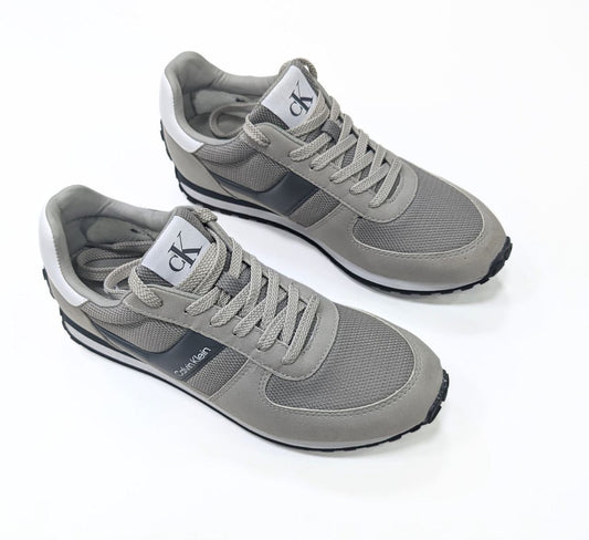Sneakers rétro-running Calvin Klein - Gris et Blanc.