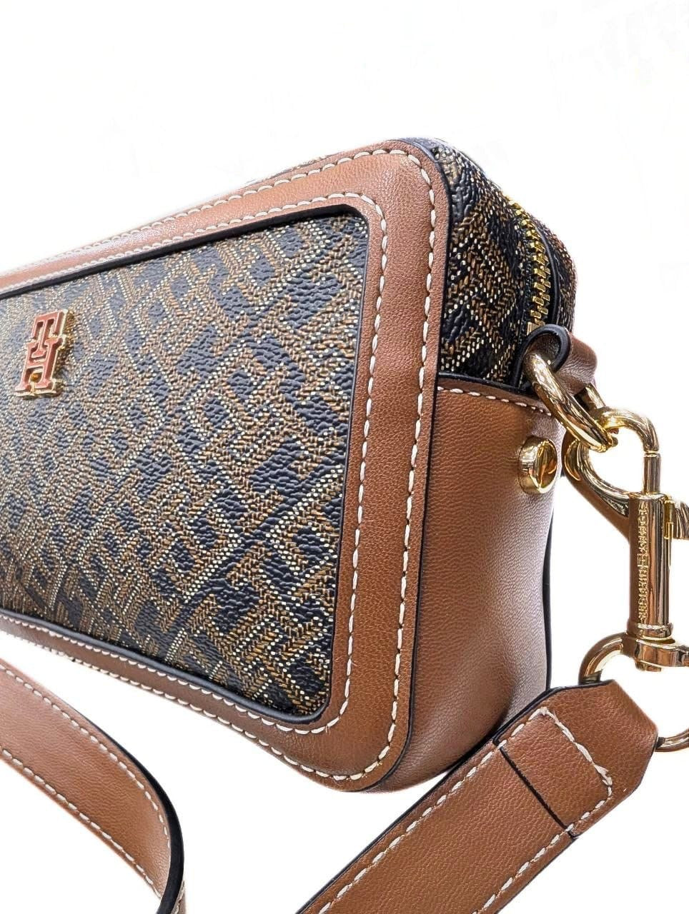 Sac bandoulière Tommy Hilfiger Monogramme