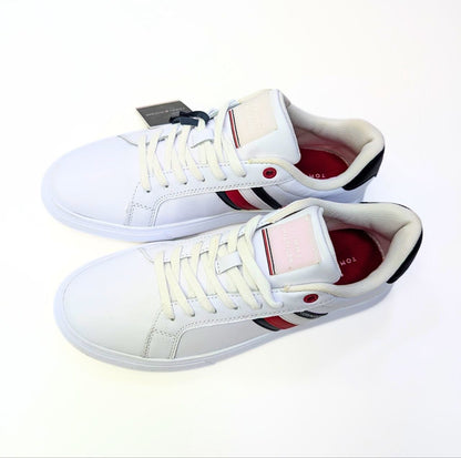 Baskets en cuir blanc Tommy Hilfiger Essential Stripe.