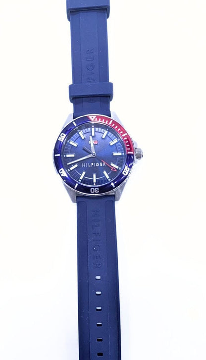 Montre tommy hilfiger - Bracelet Silicone bleu & lunette pepsi